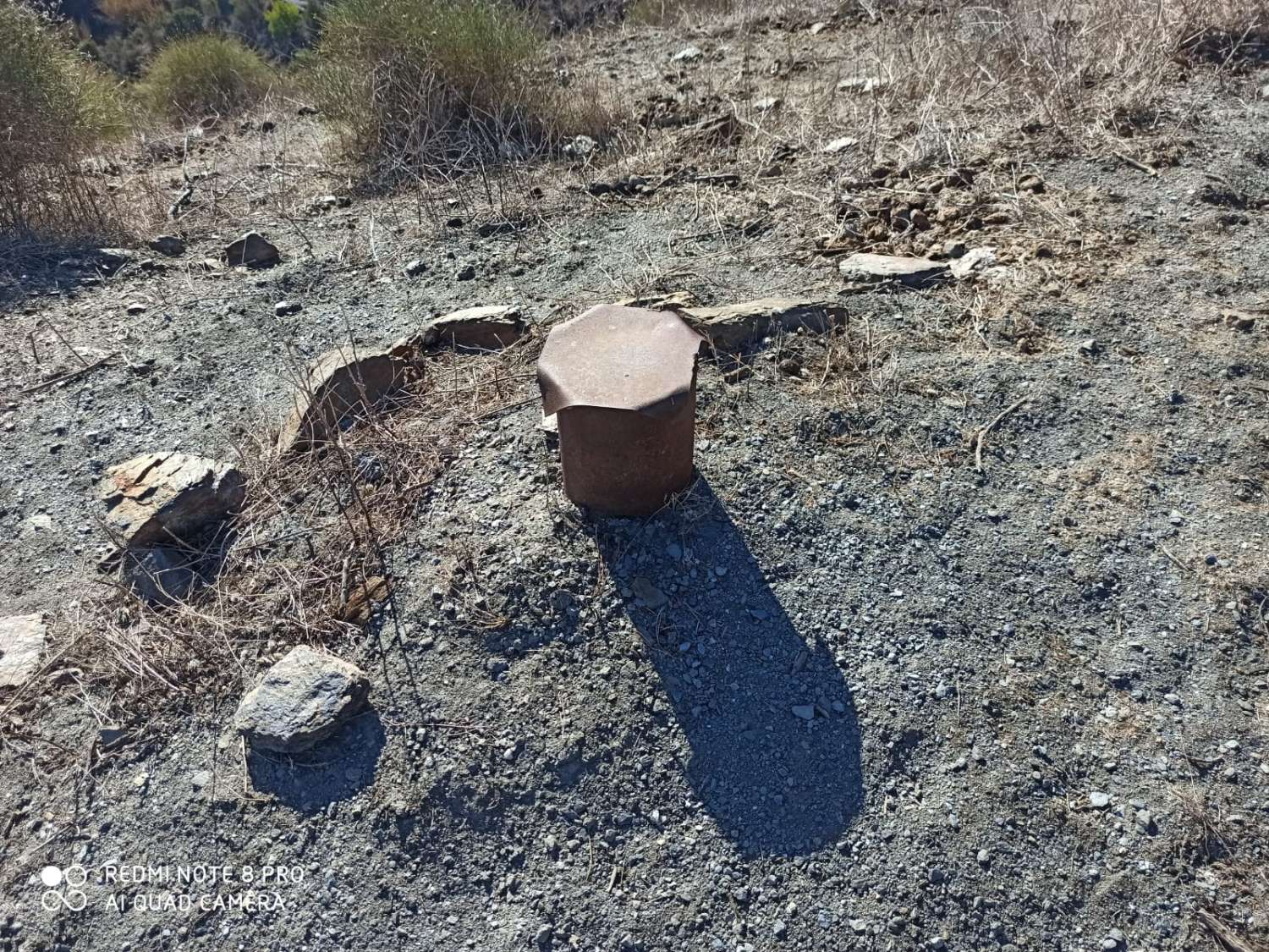 pacela en almachar con pozo de agua