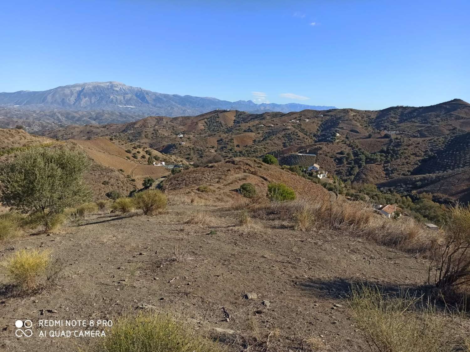 plot in Almachar with water well