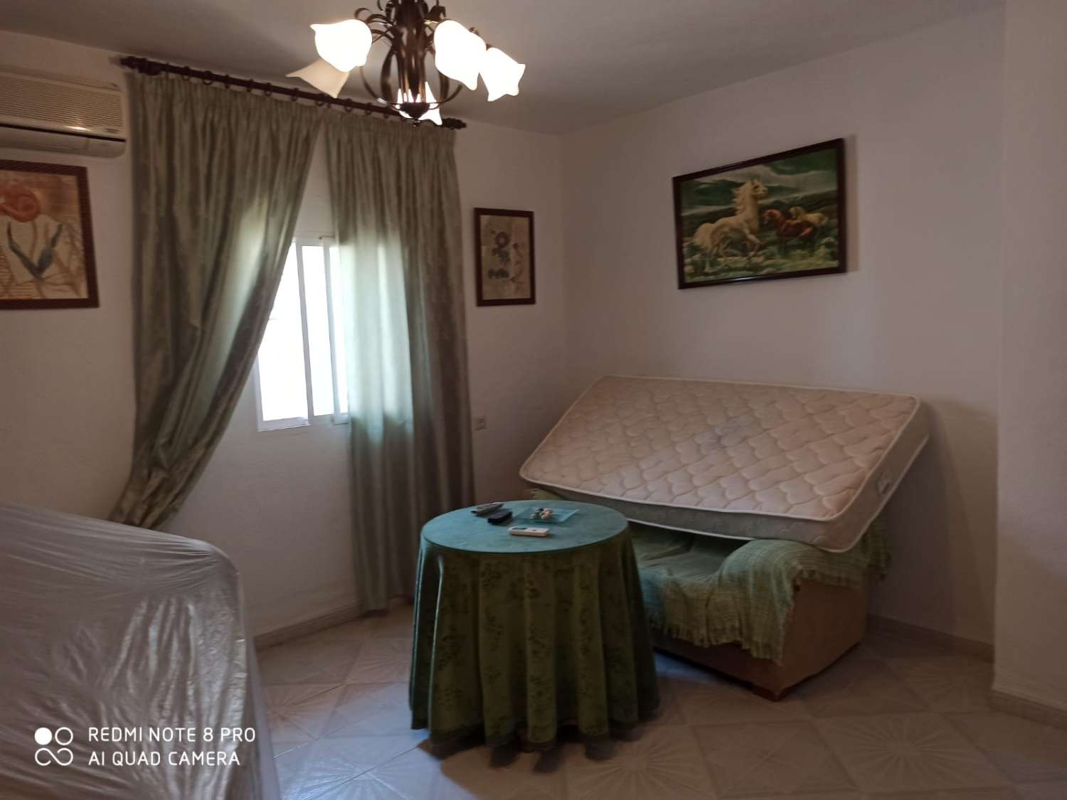 CASA A IZNATE CON APPARTAMENTO