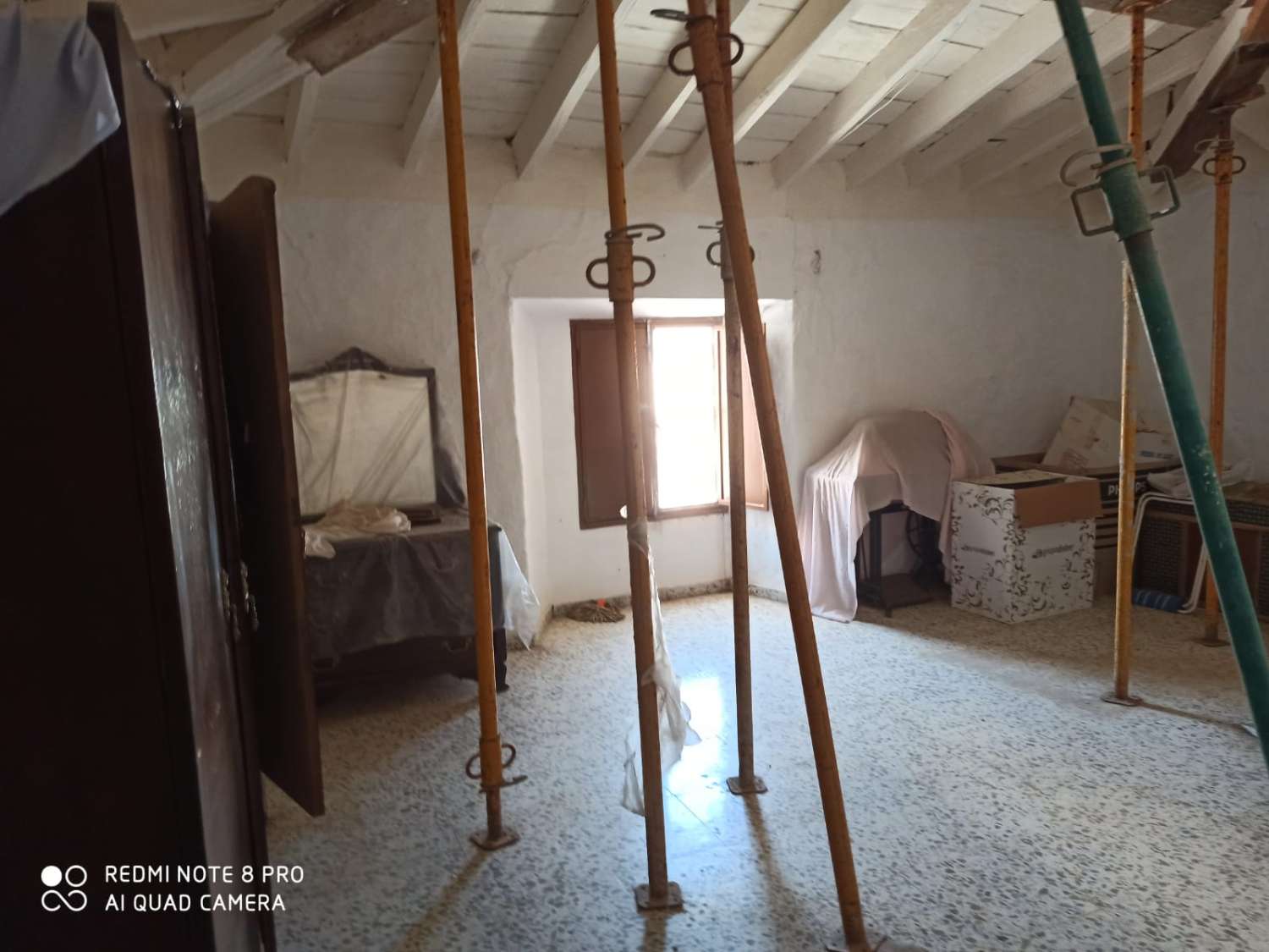 CASA A IZNATE CON APPARTAMENTO