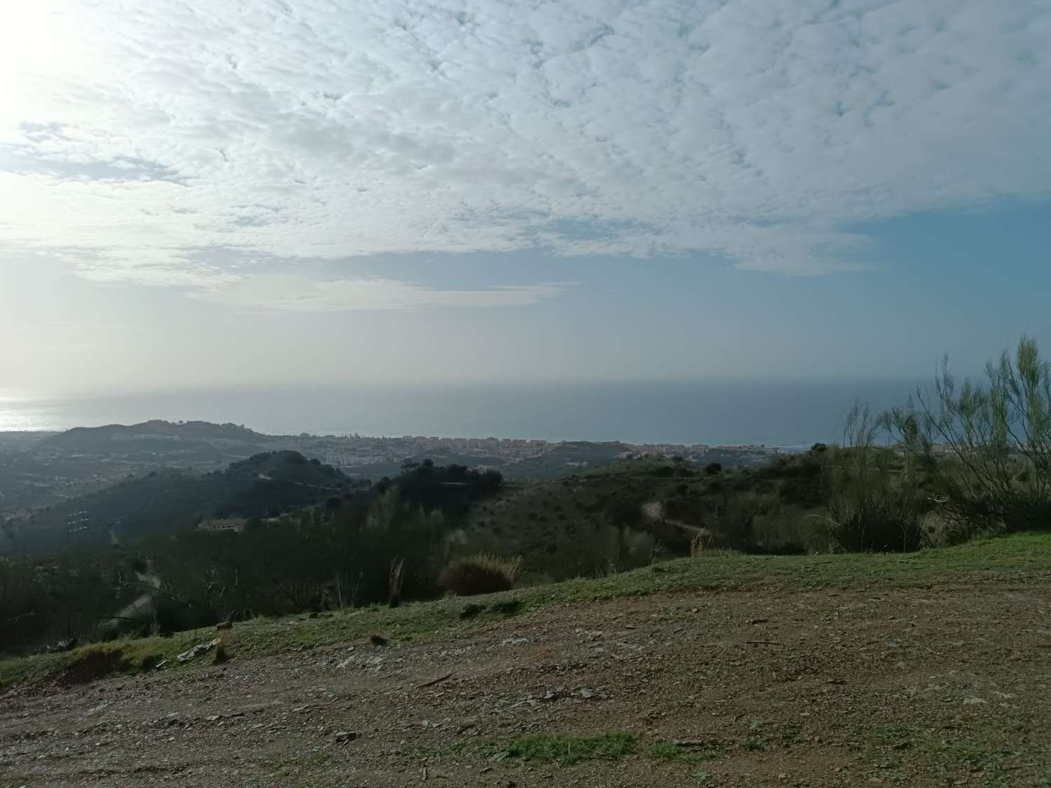 parcela en iznate con vistas al mar