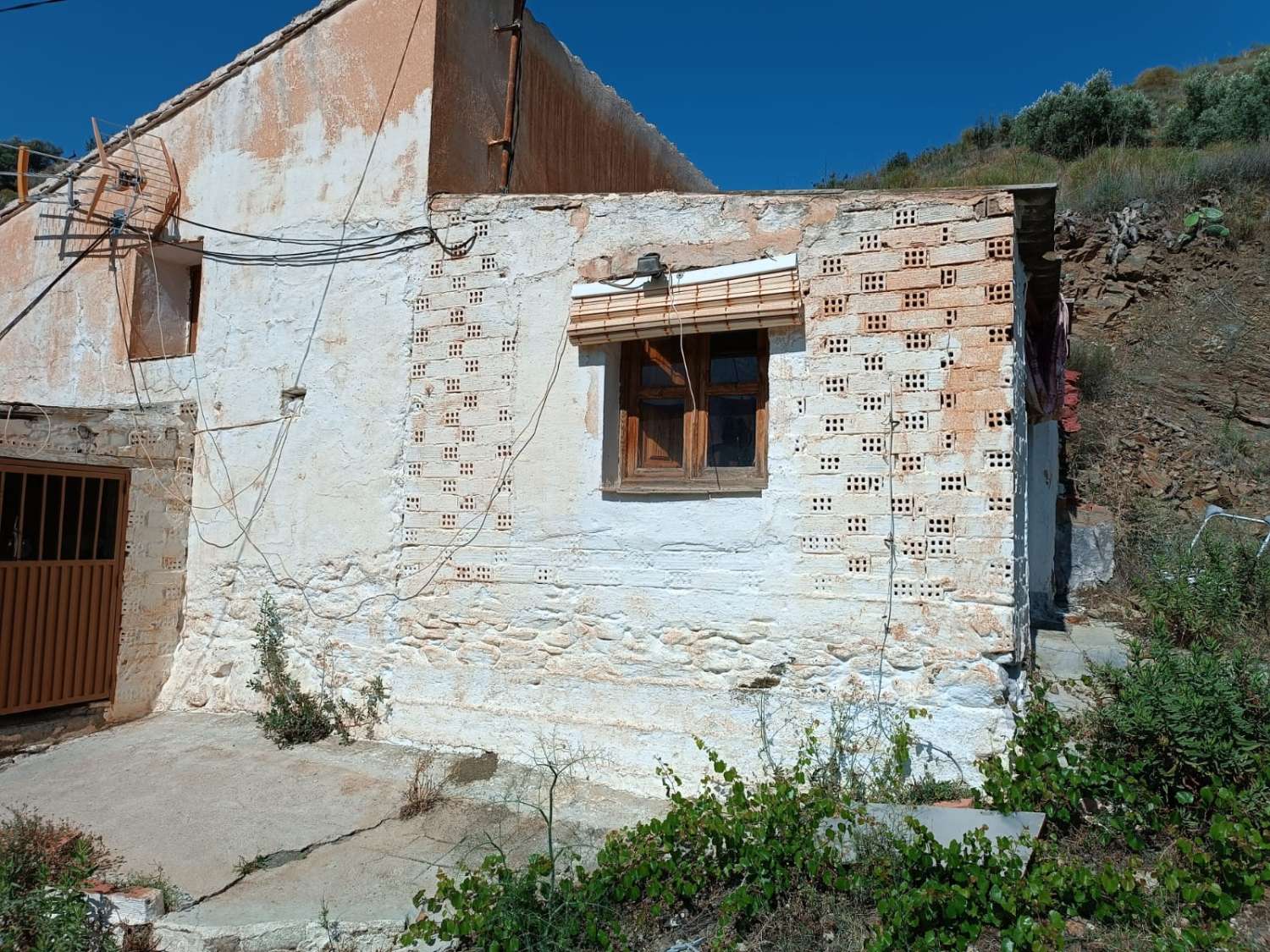 parcela en el borge con casa para reformar