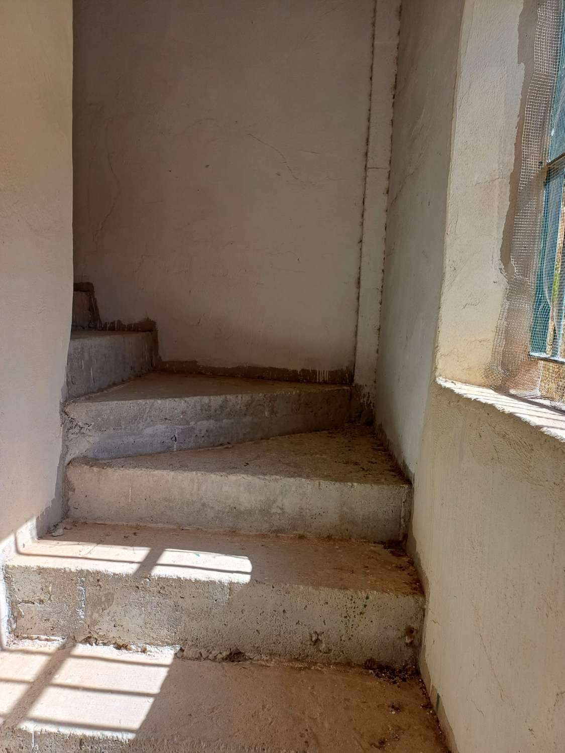 venkovský dům k rekonstrukci v almacharu