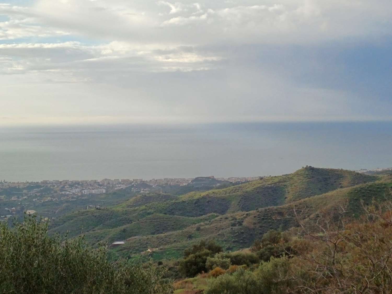 Terrain à moclinejo avec vue sur la mer