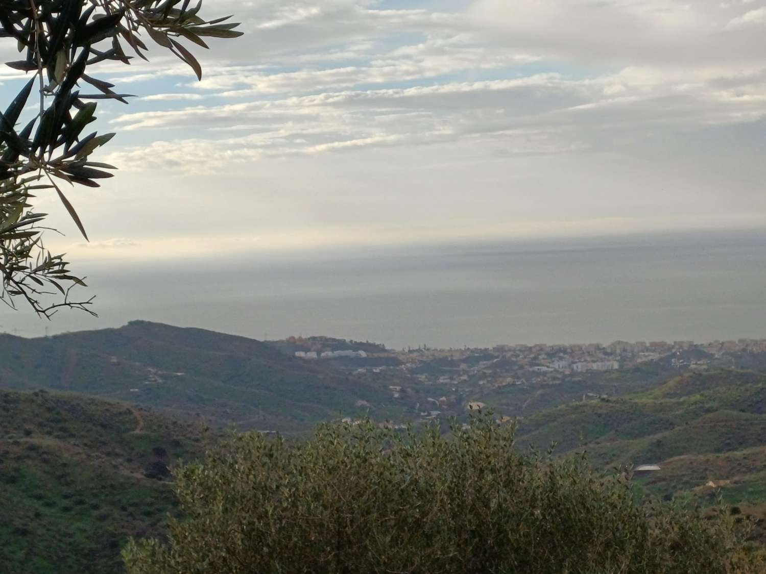 Terrain à moclinejo avec vue sur la mer