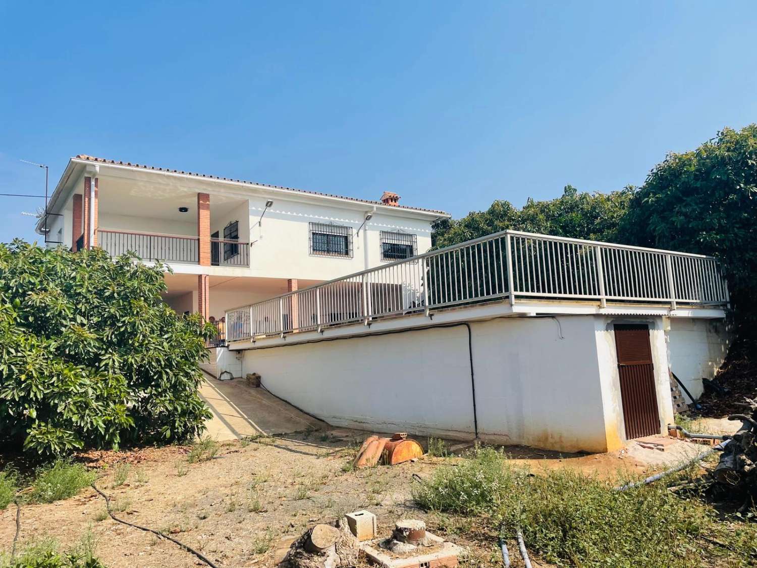 Country house with avocado trees in Almayate