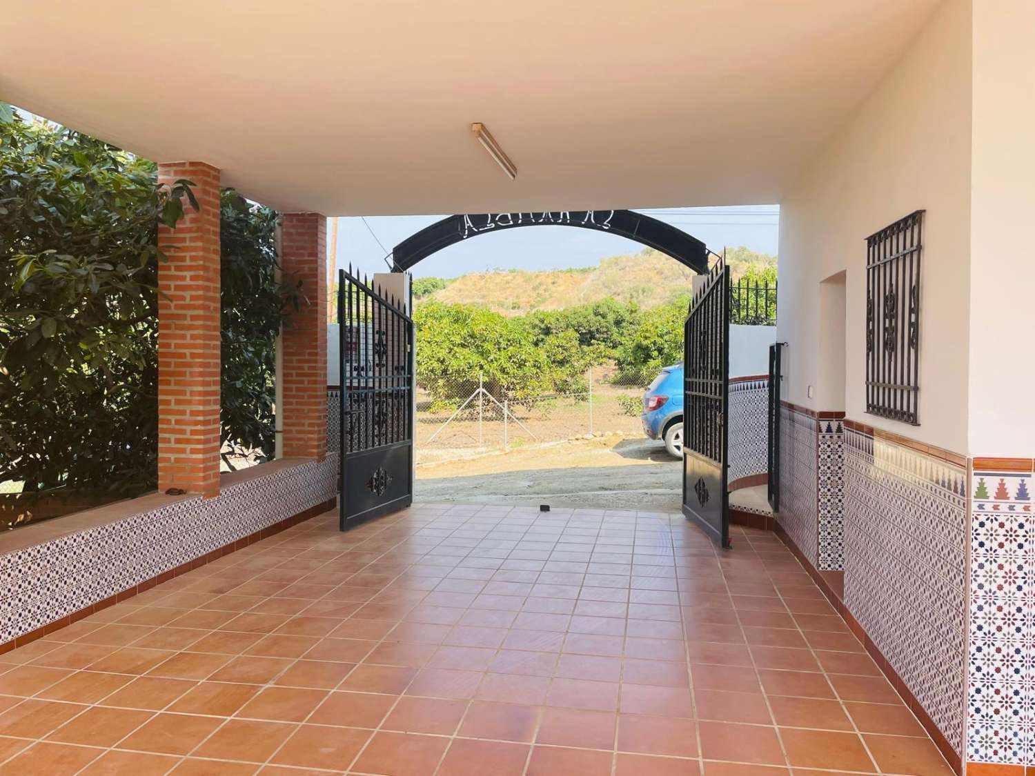 Country house with avocado trees in Almayate