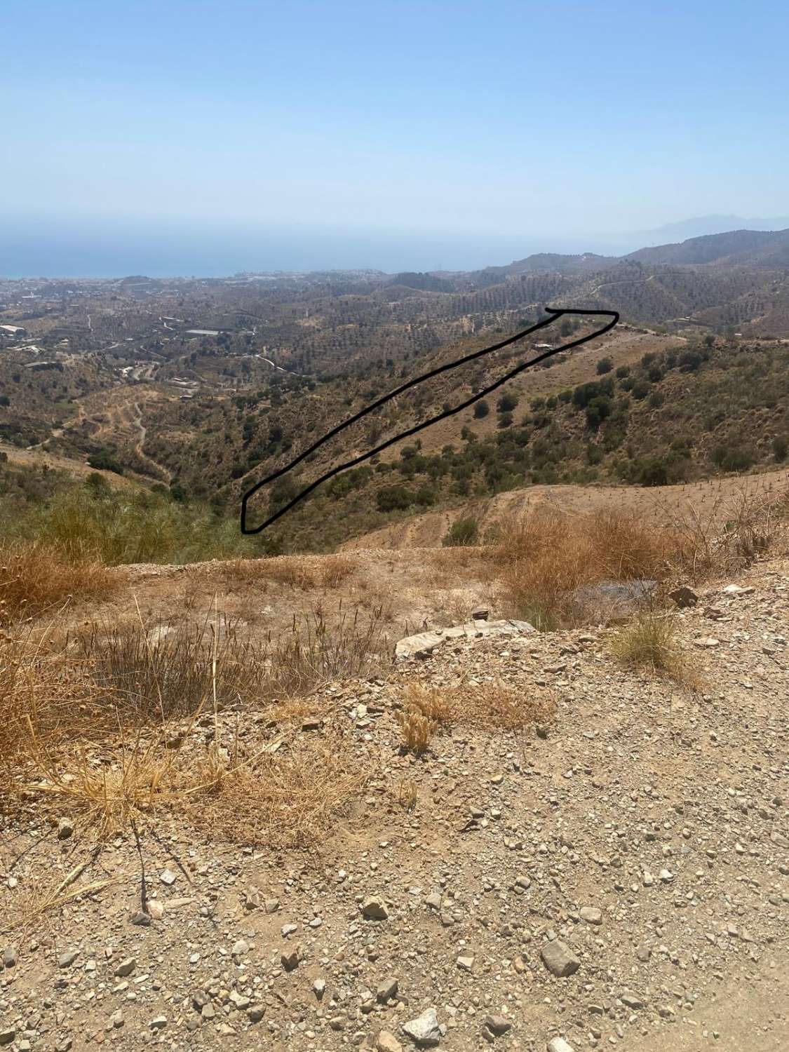 parcela en moclinejo (los narcizos)