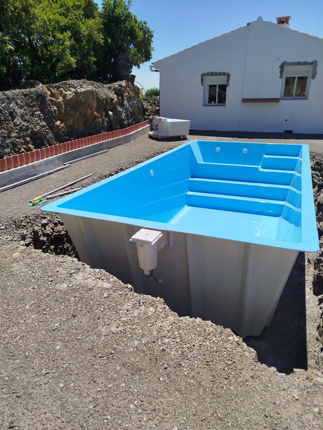 parcela con casa en velez malaga