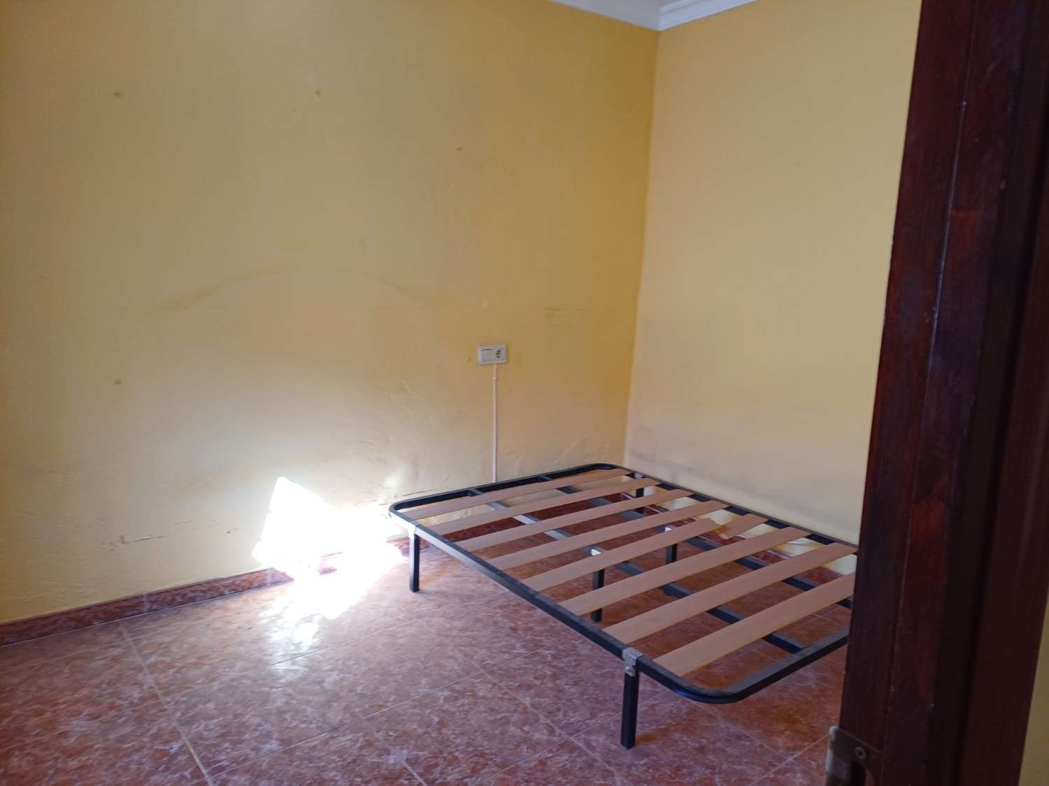 dos casas en moclinejo(el valdes)