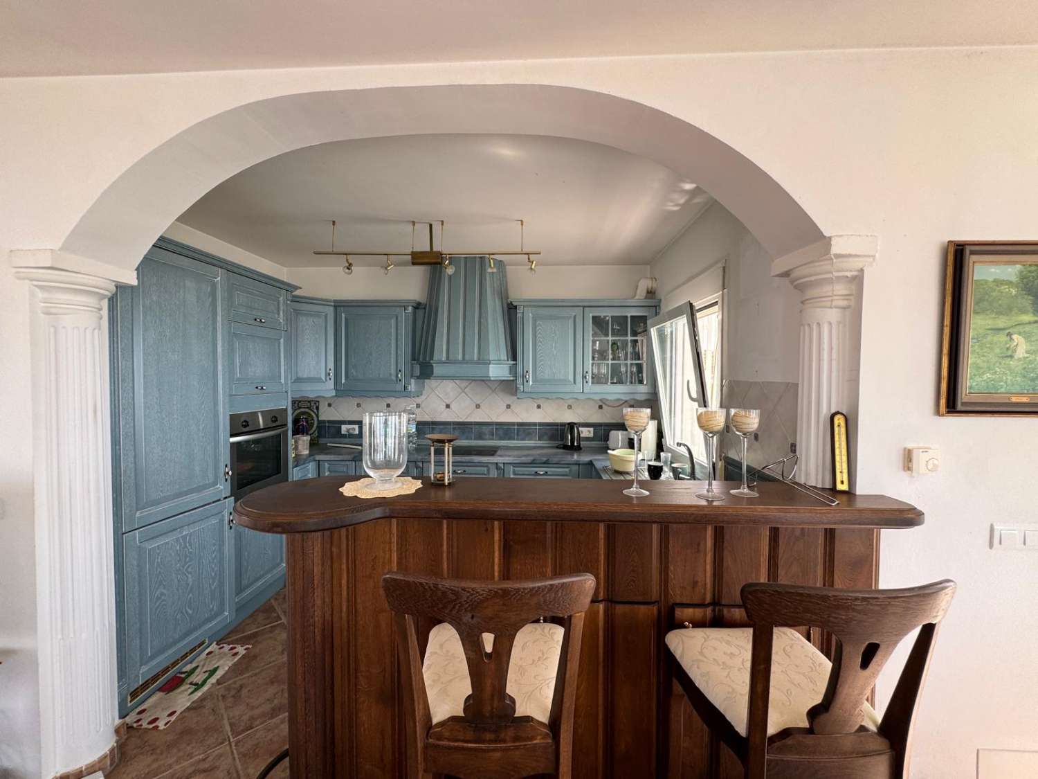 Chalet in Moclinejo met zwembad en uitzicht op zee