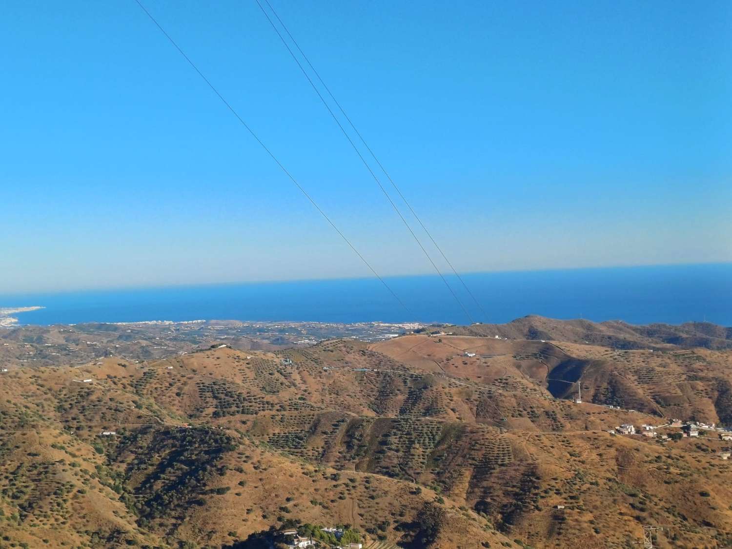 Terrain à Moclinejo avec vue sur mer