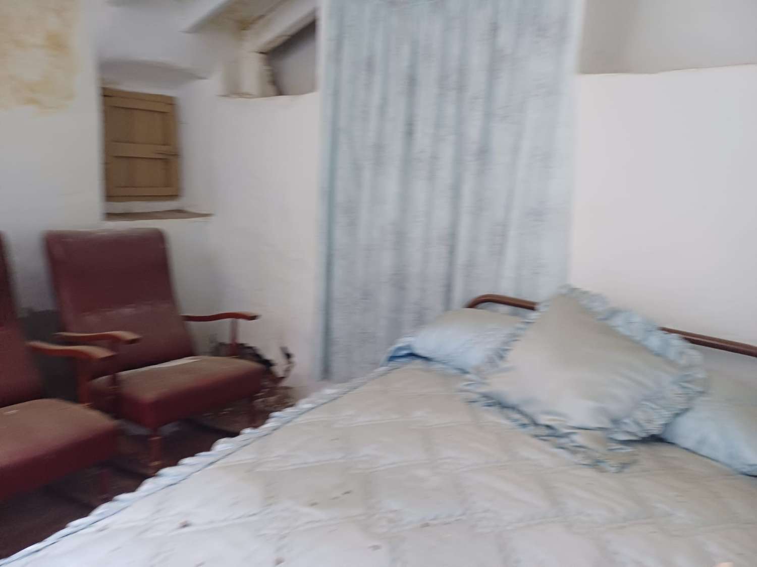 Te renoveren huis in Almachar