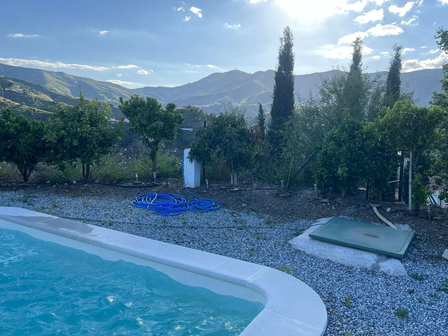 Hus med pool i Borge