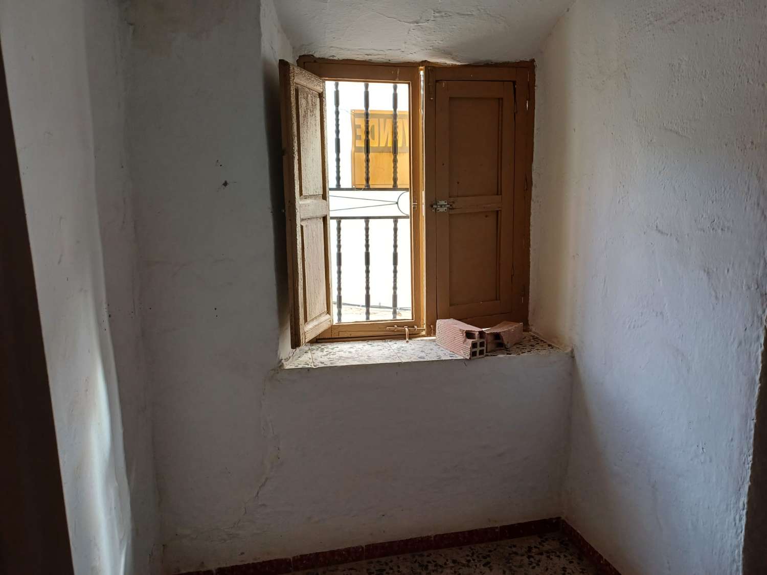 Casa en  benarmargosa para reformar