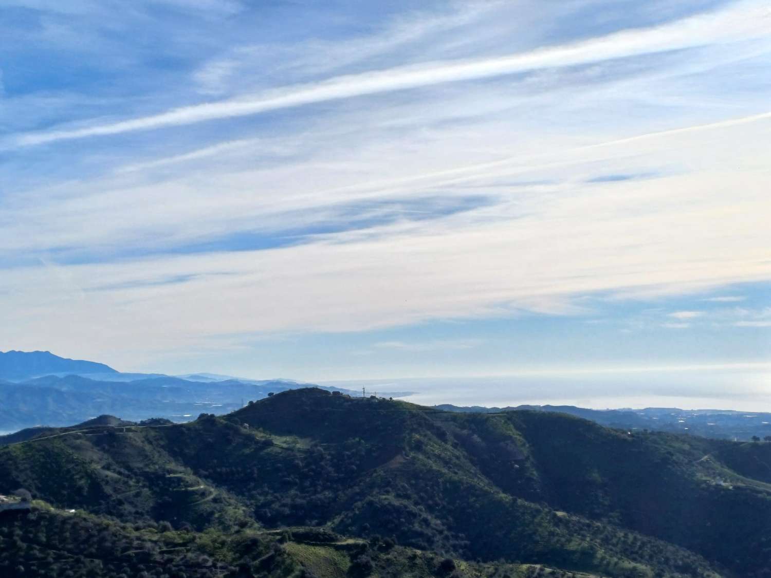 Parcela con casa  prefabricada en moclinejo