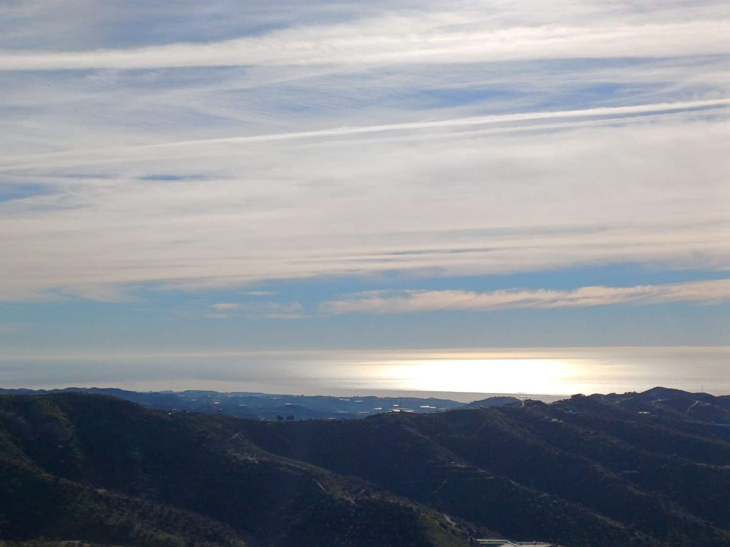 Parcela con casa  prefabricada en moclinejo