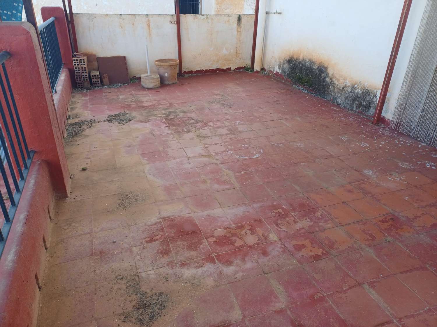 Casa para reformar en almachar