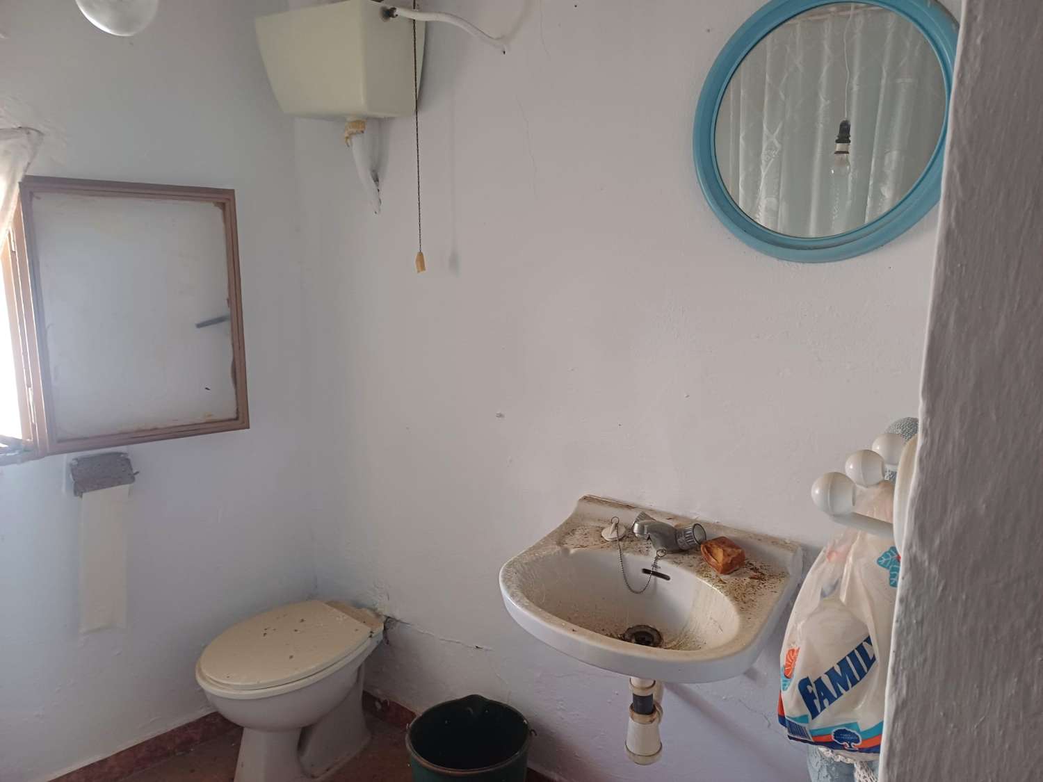 Casa para reformar en almachar