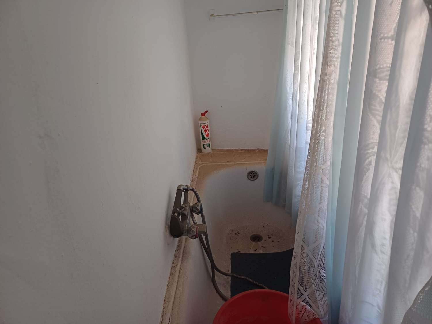 Casa para reformar en almachar