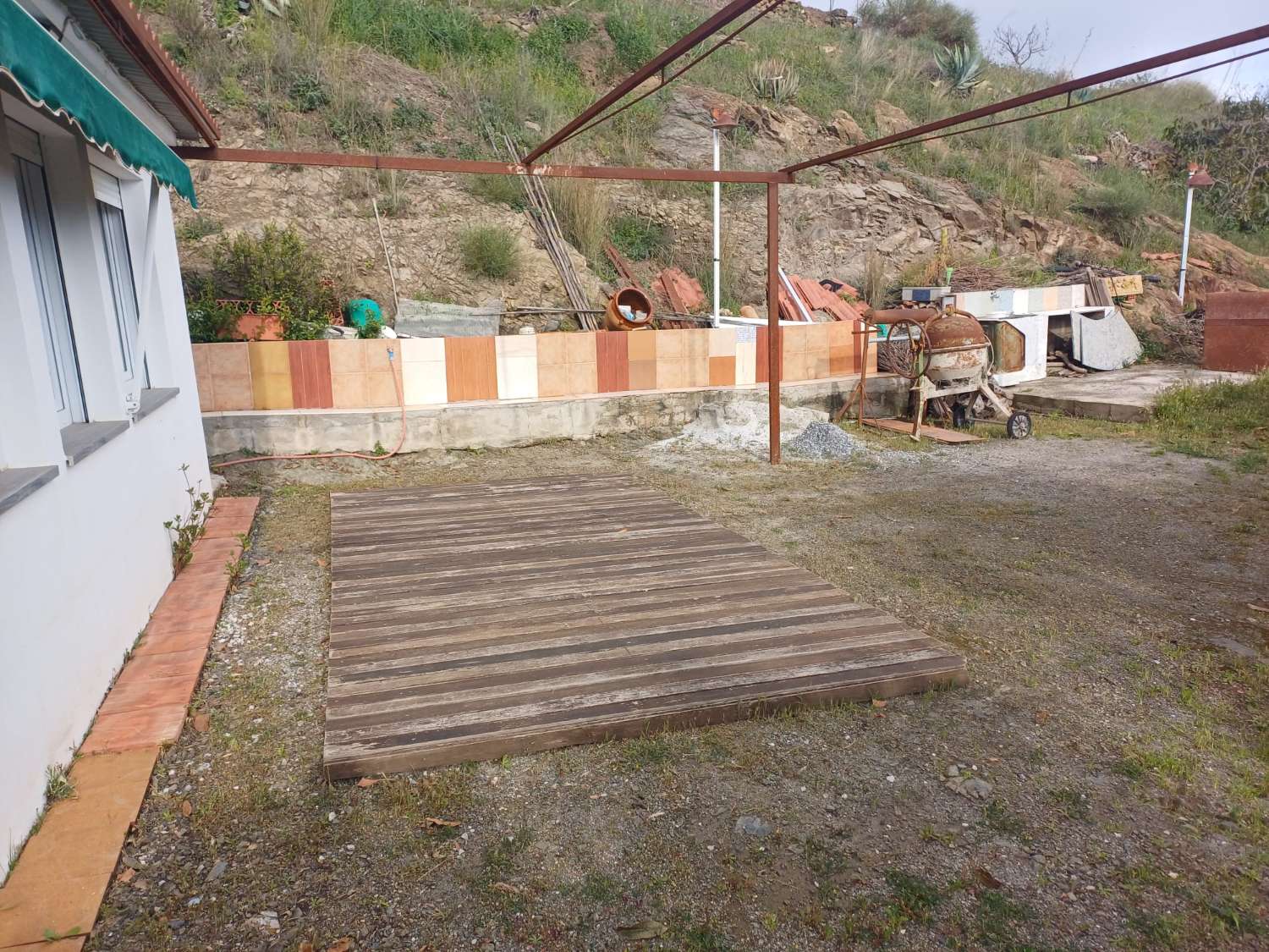 Casa de campo con piscina en Almachar