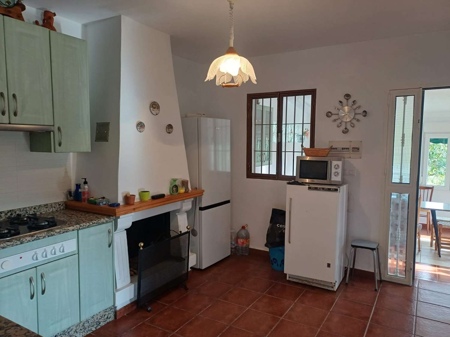 Casa de campo con piscina en Almachar