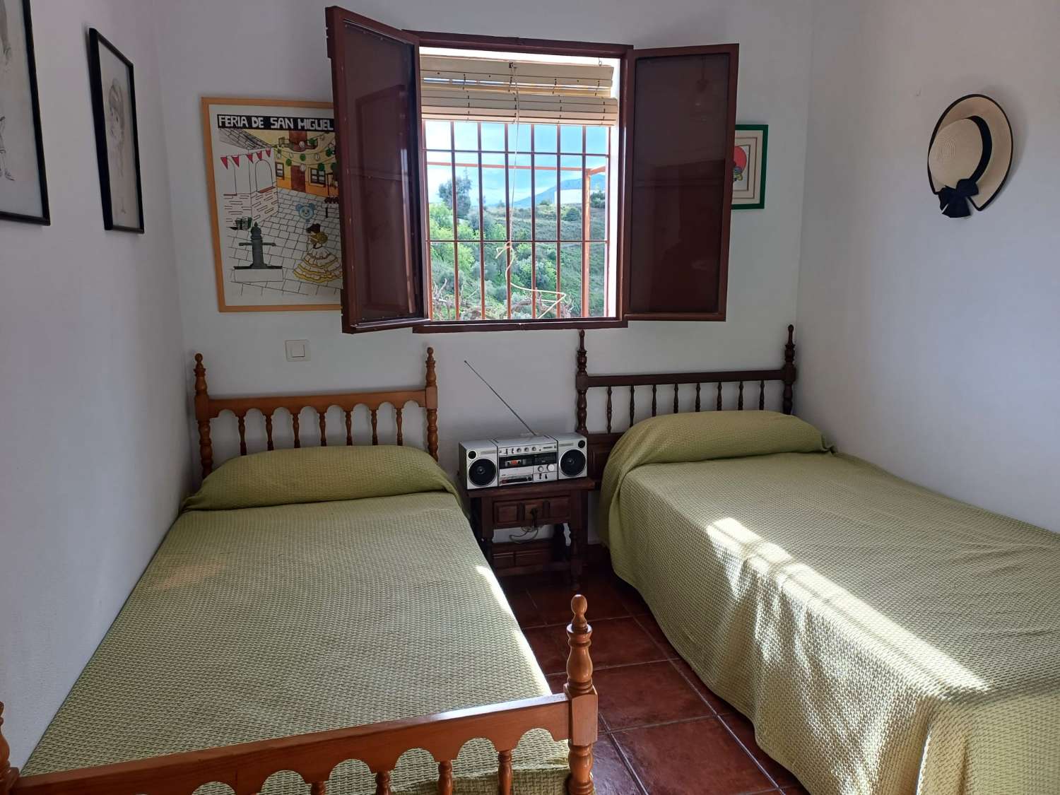 Casa de campo con piscina en Almachar