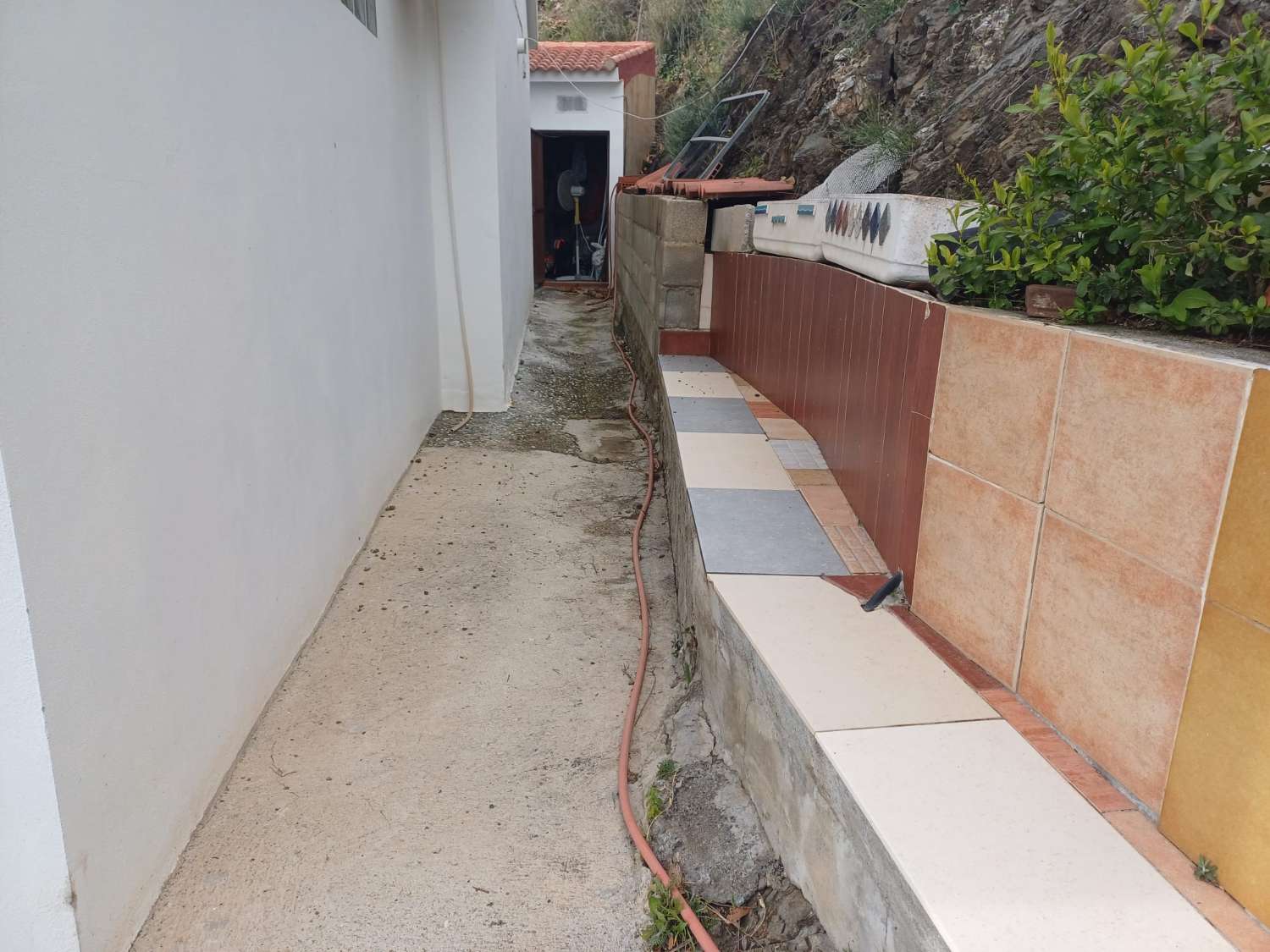 Casa de campo con piscina en Almachar