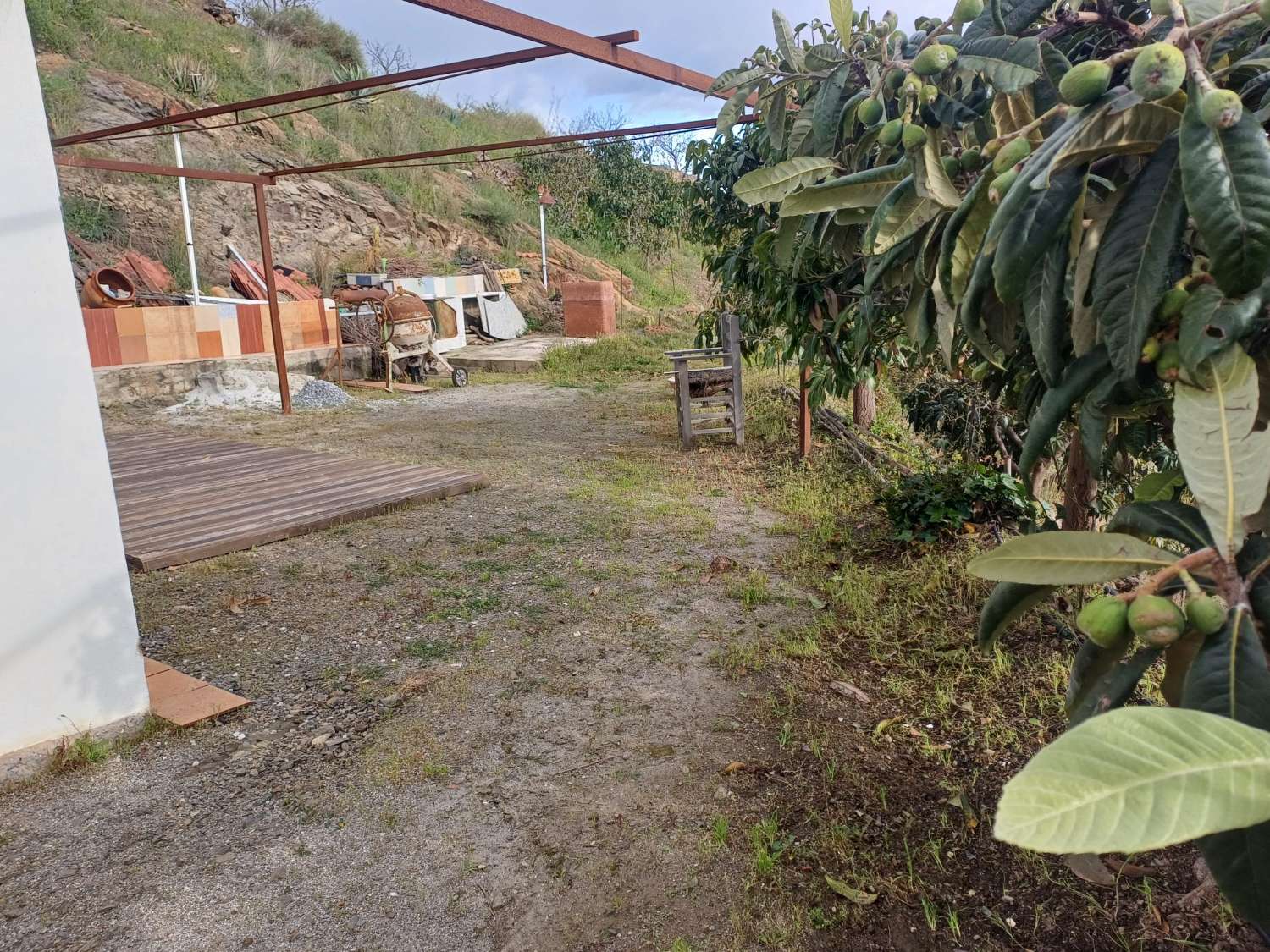 Casa de campo con piscina en Almachar