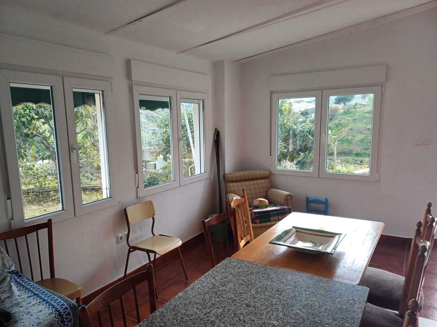 Casa de campo con piscina en Almachar