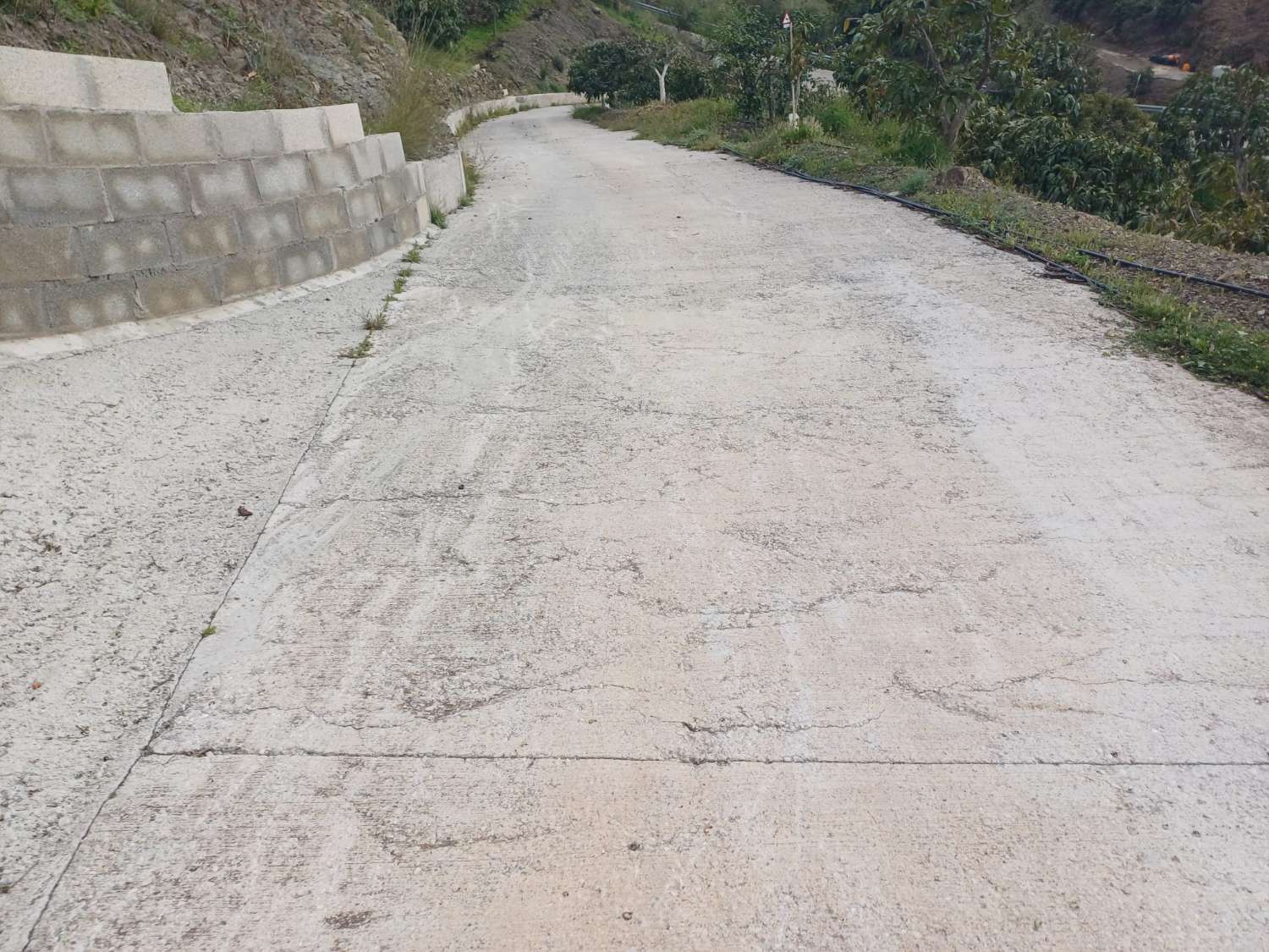 Casa de campo con piscina en Almachar