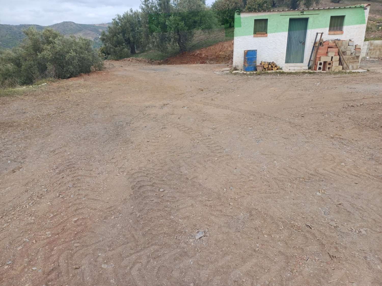 Parcela con vistas al mar en rincon de la victoria