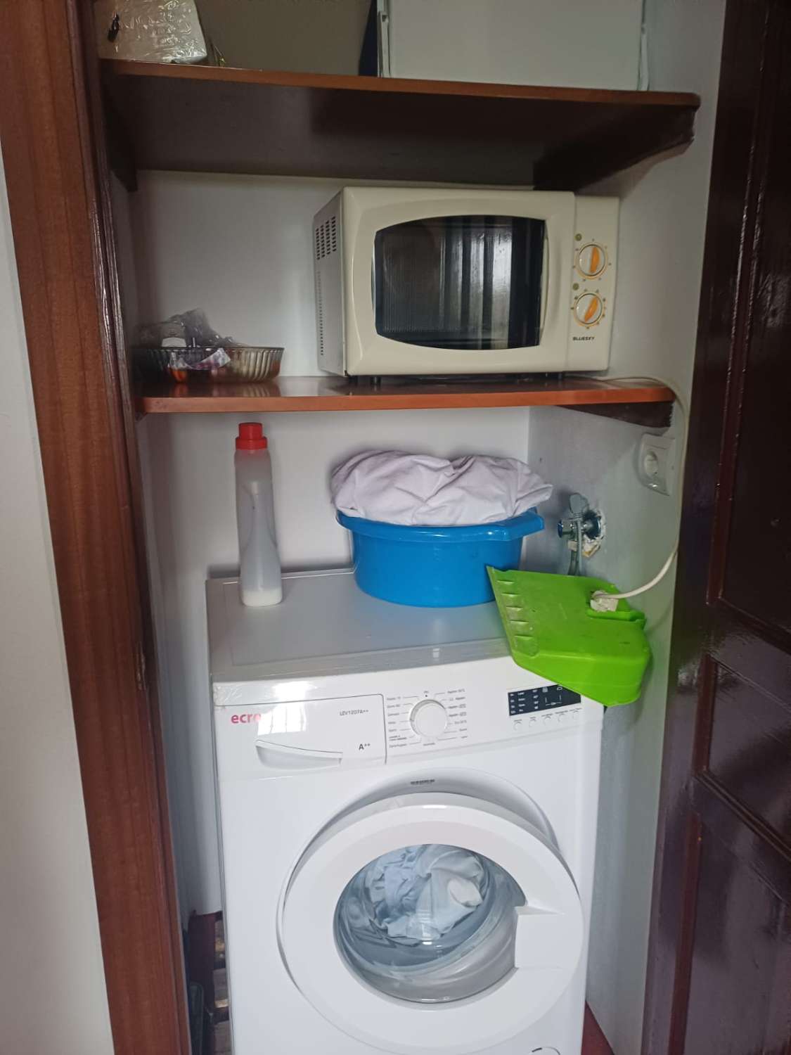 Etxea salgai in Almáchar