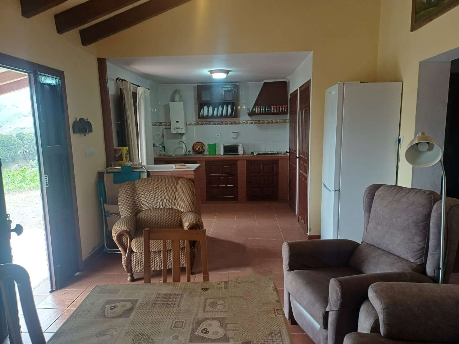 Etxea salgai in Almáchar