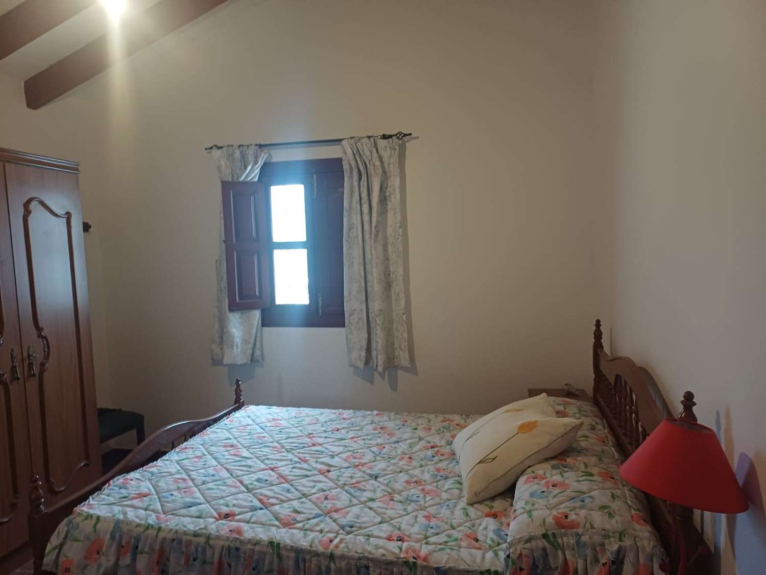 Etxea salgai in Almáchar