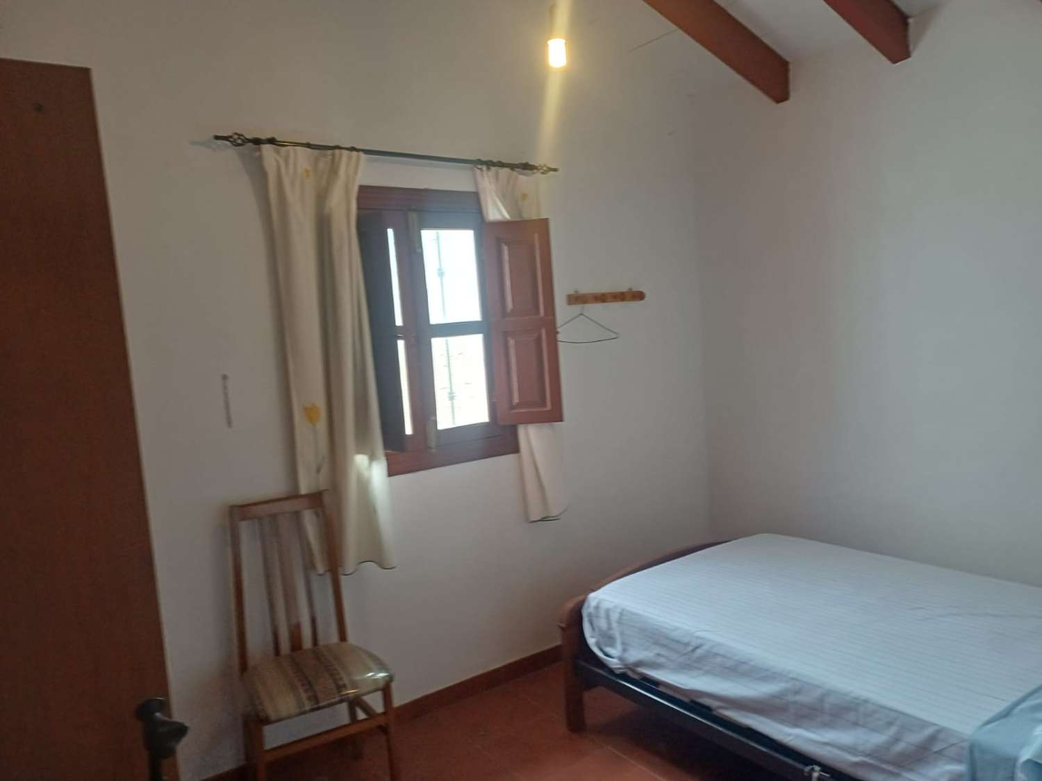 Etxea salgai in Almáchar