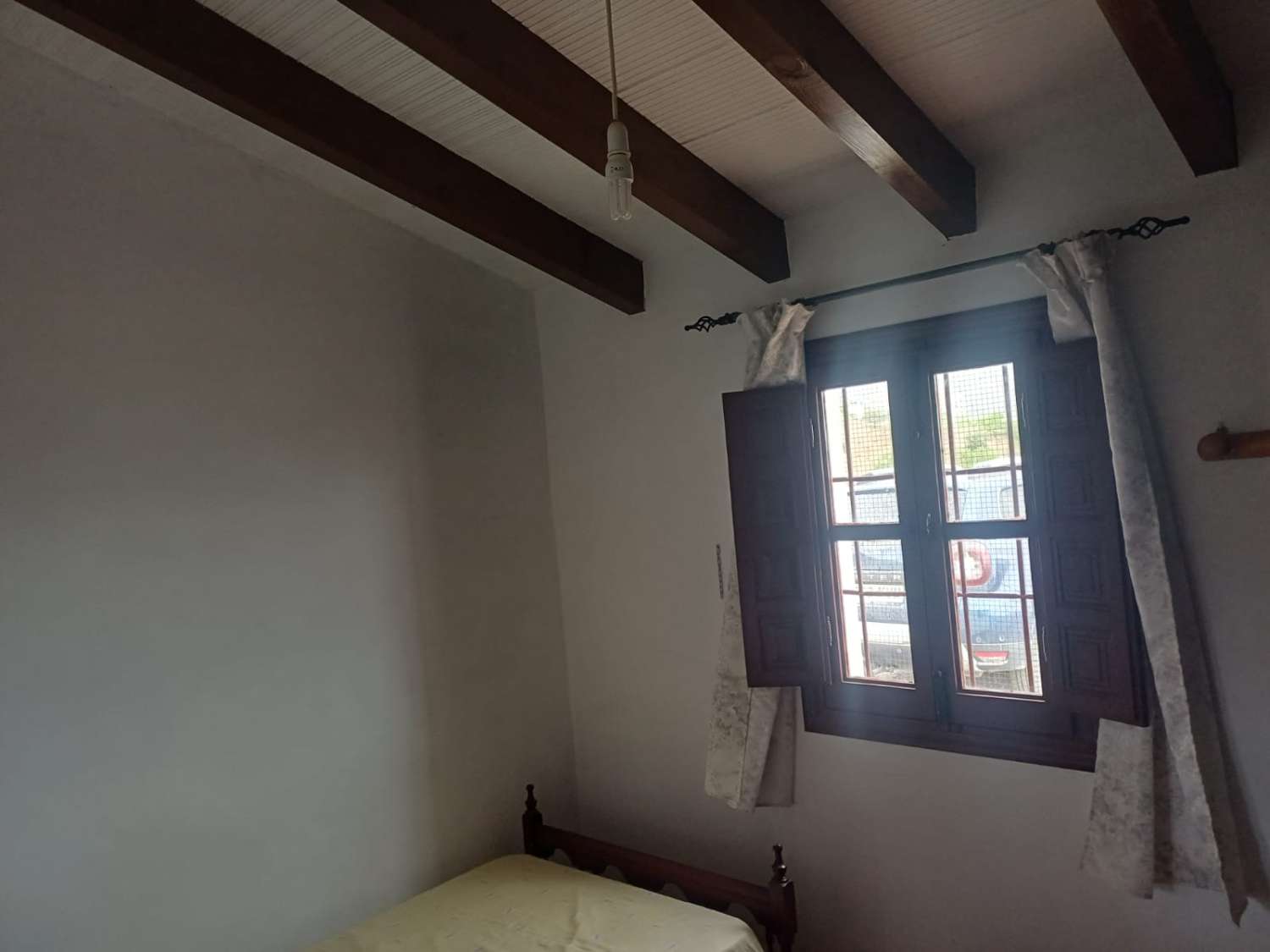 Etxea salgai in Almáchar