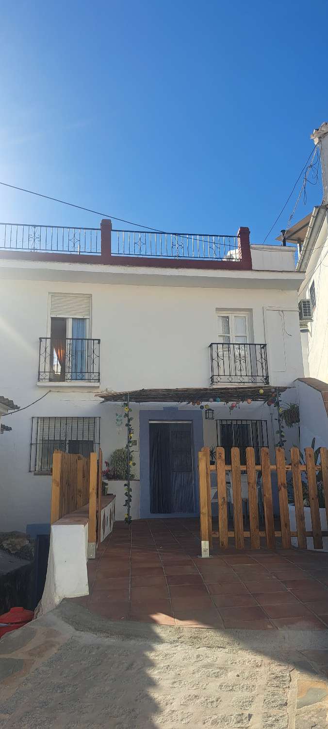 Casa in affitto nel villaggio di Almachar
