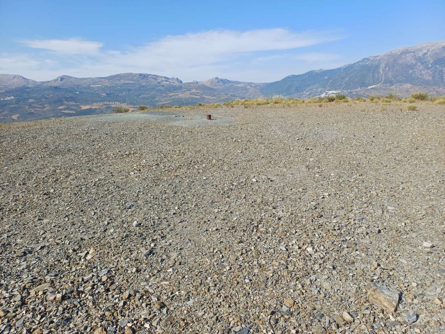 Terrain à La Viñuela avec vue sur le réservoir