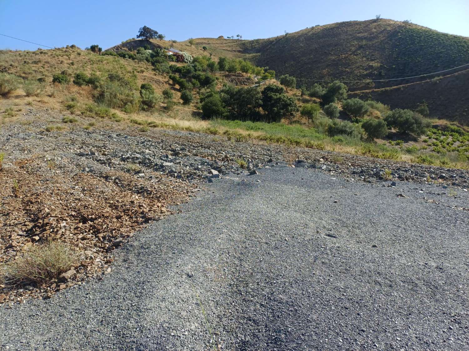 Terrain à La Viñuela avec vue sur le réservoir