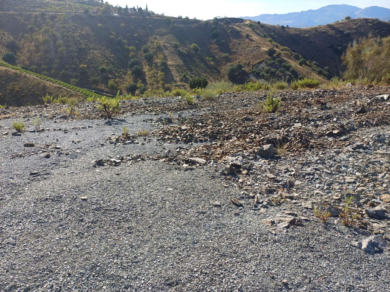 Terrain à La Viñuela avec vue sur le réservoir