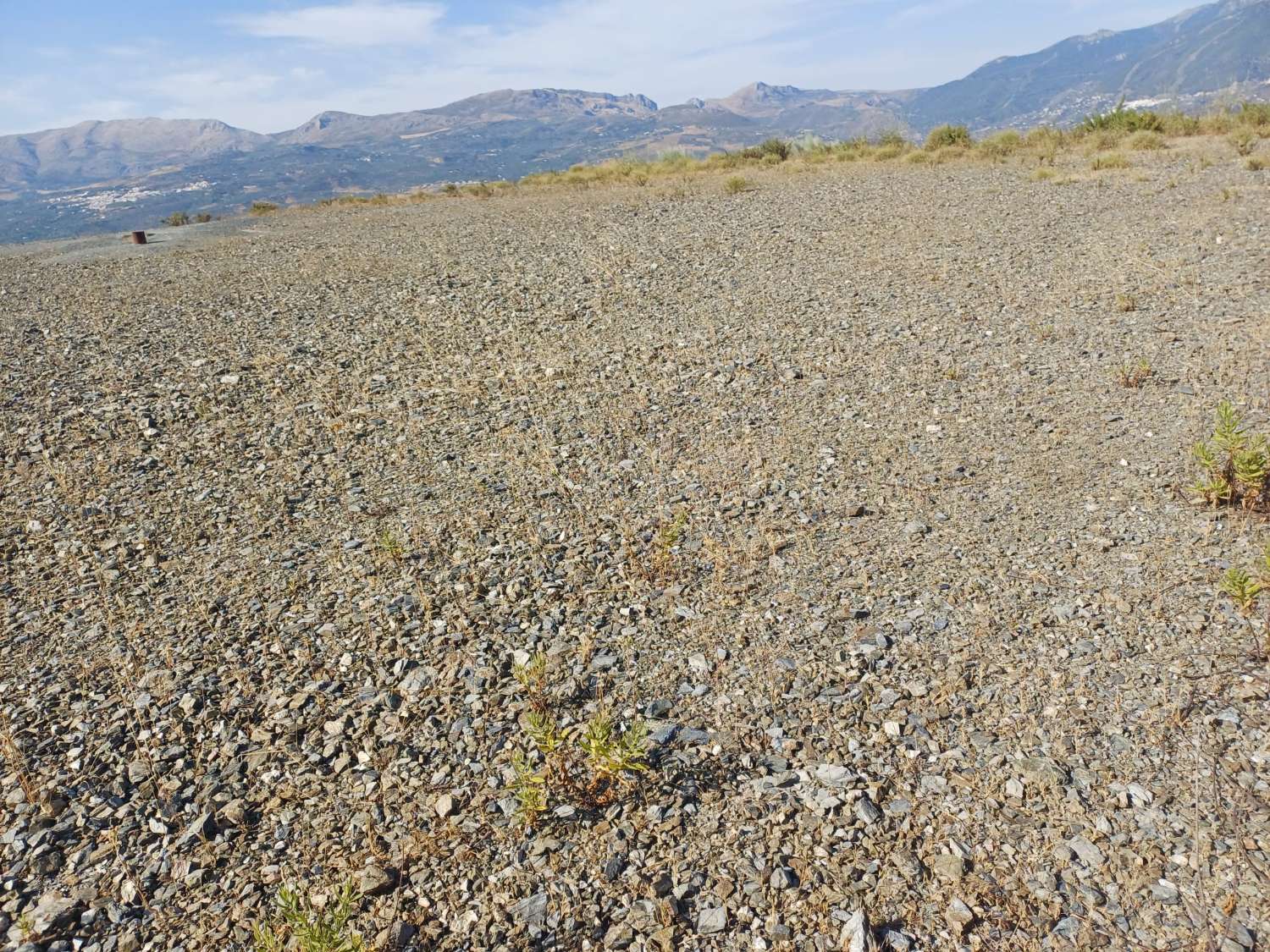 Terrain à La Viñuela avec vue sur le réservoir