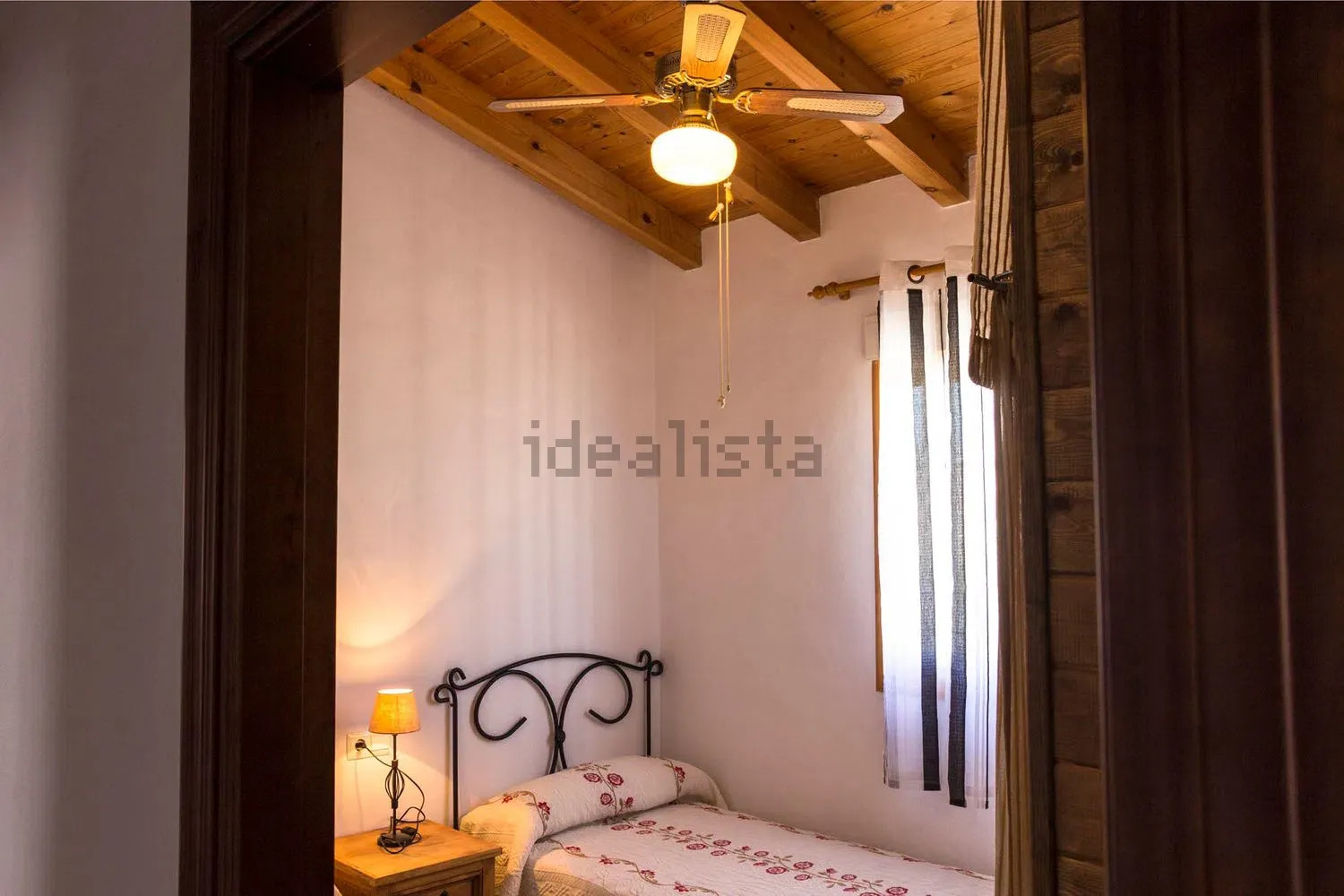 Chalet de campo con piscina en almachar
