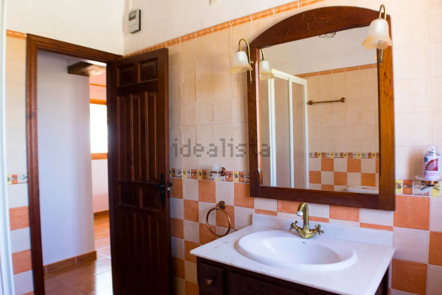 Chalet de campo con piscina en almachar