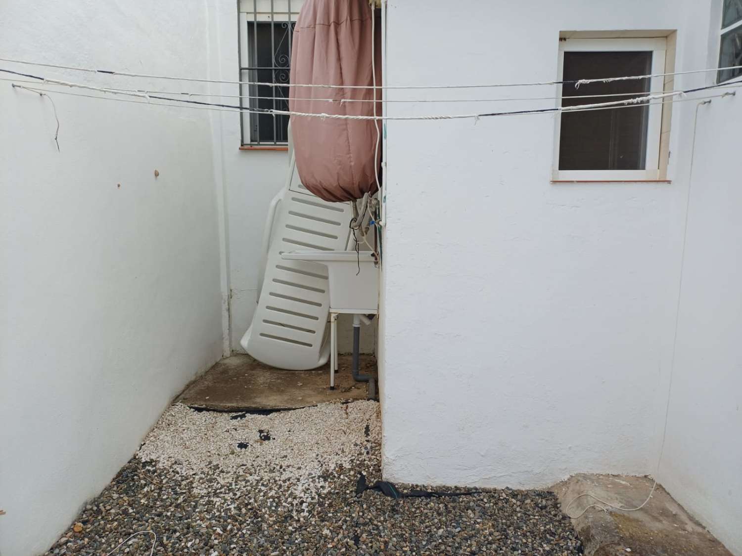 Finca de naranja  con 2 casas en pizarra