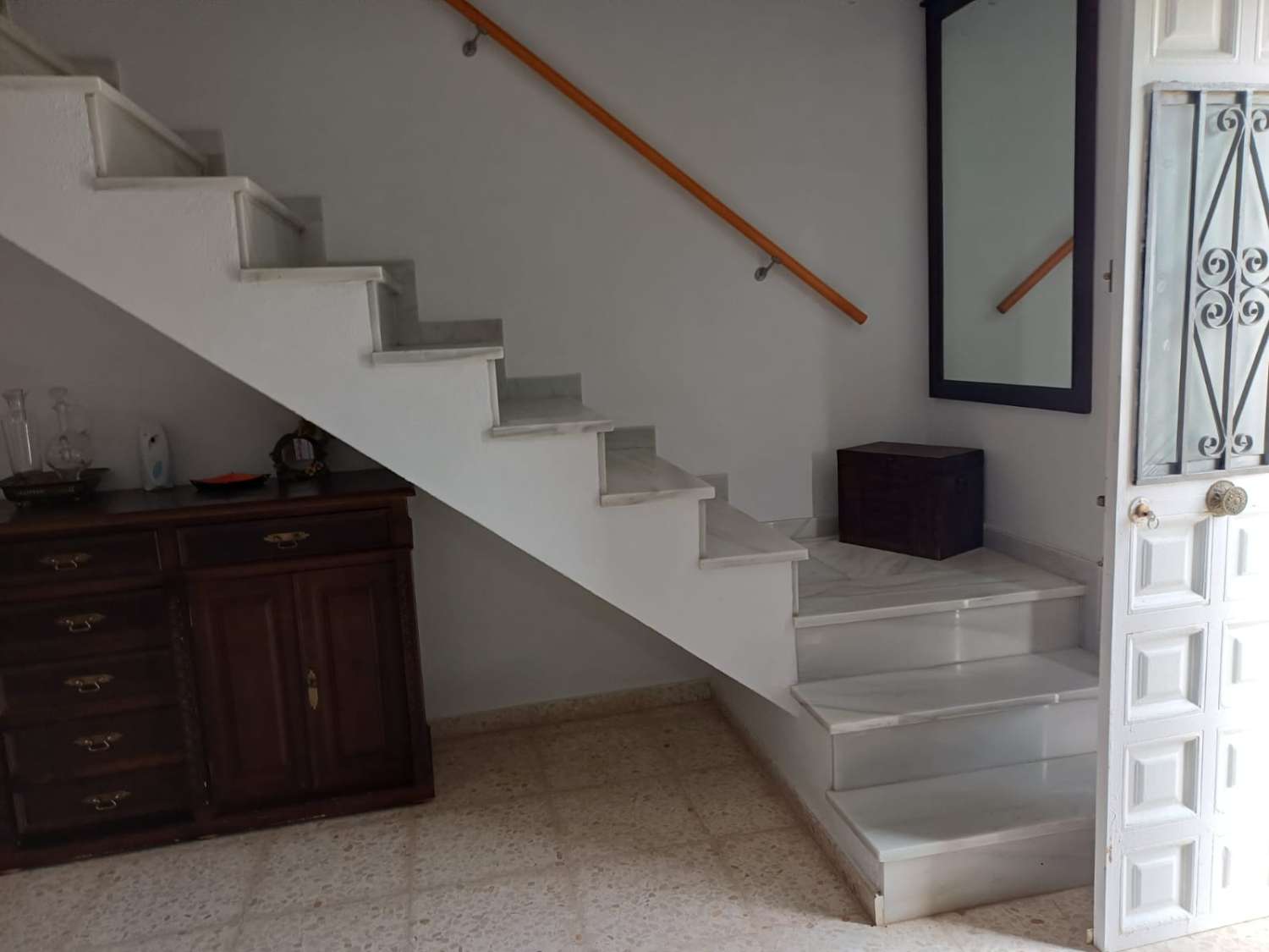 Finca de naranja  con 2 casas en pizarra