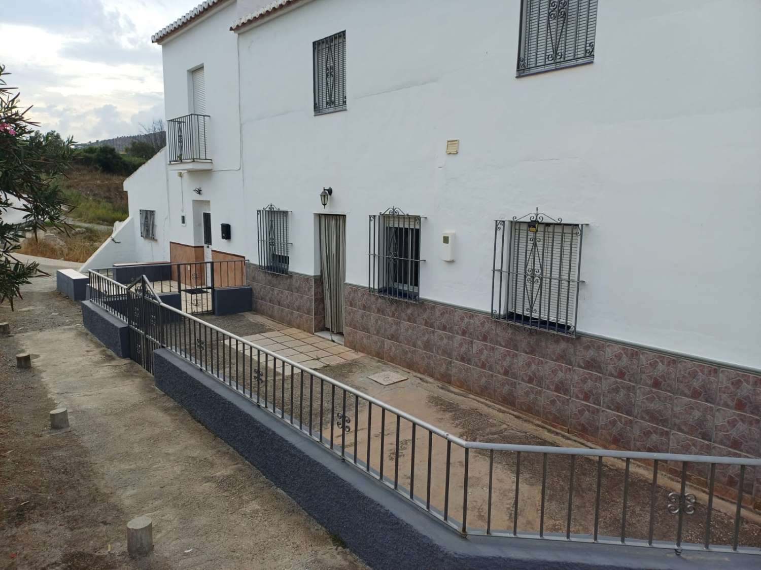 Finca de naranja  con 2 casas en pizarra