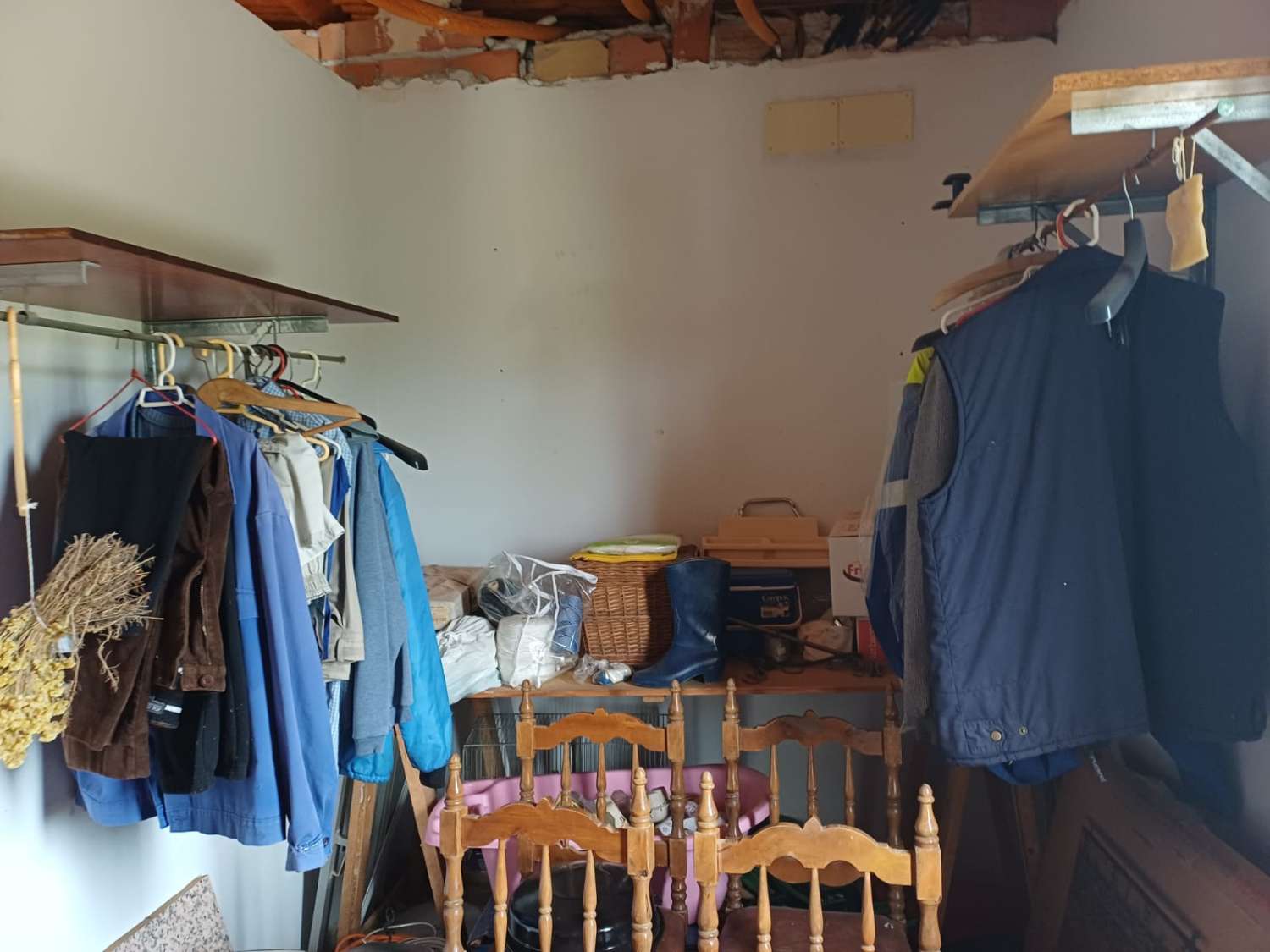 Finca de naranja  con 2 casas en pizarra