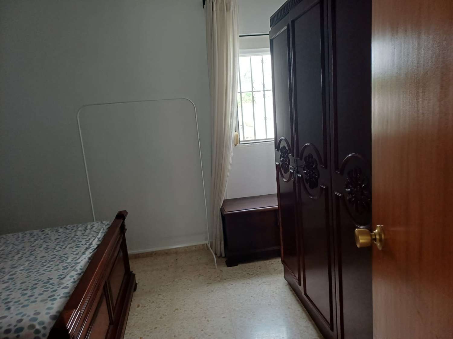 Finca de naranja  con 2 casas en pizarra