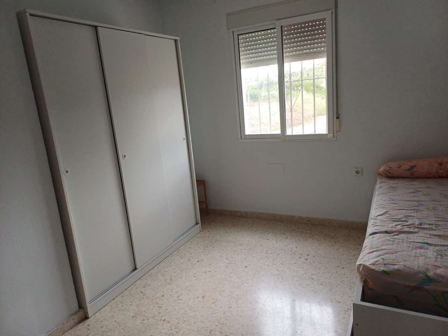 Finca de naranja  con 2 casas en pizarra